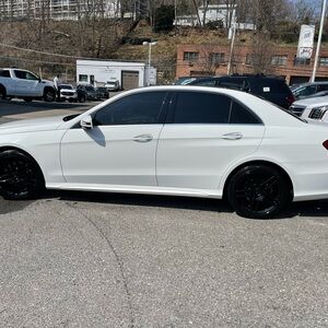 Meet your Posher, Raymond